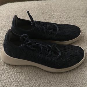 Navy allbirds - women’s size 7